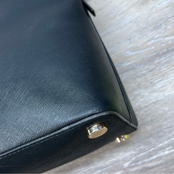 Michael Kors Black Leather Cindy Dome Satchel! Preowned!! Very Gently Used!! - Picture 6 of 11